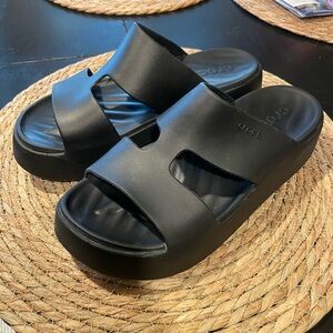 Crocs Women's Getaway Platform H-Strap Sandals, Wedge Sandals for Women